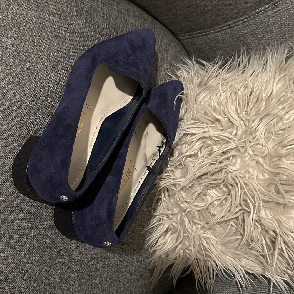 Anne Klein Deep Blue Suede Flats - Picture 2 of 7